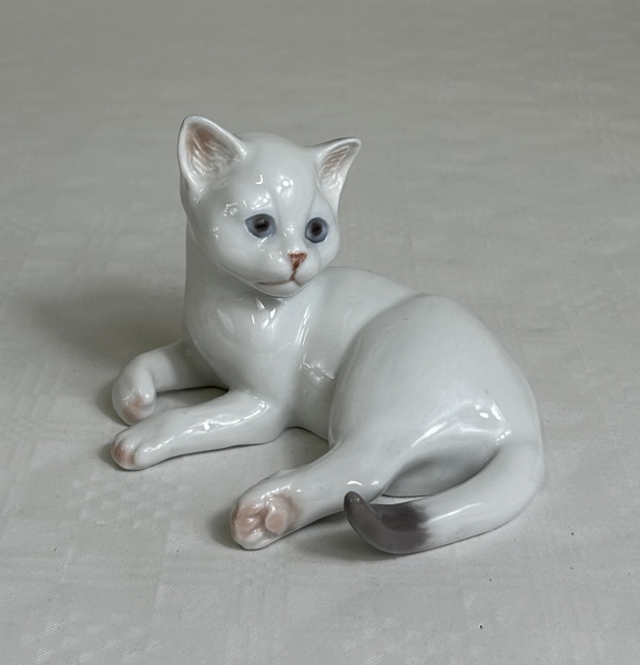 Figurin, katt, Royal Copenhagen.
