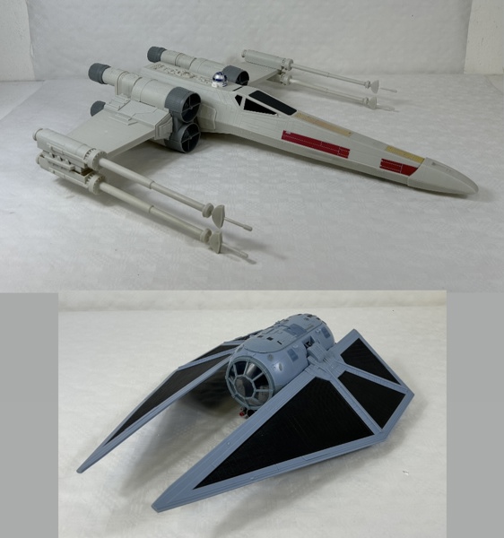 Modellskepp, 2 st, Star Wars, och figurin R2-D2.