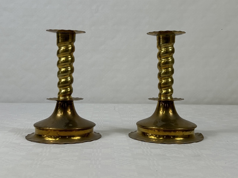 Ljusstakar, paret, mässing, barockstil.