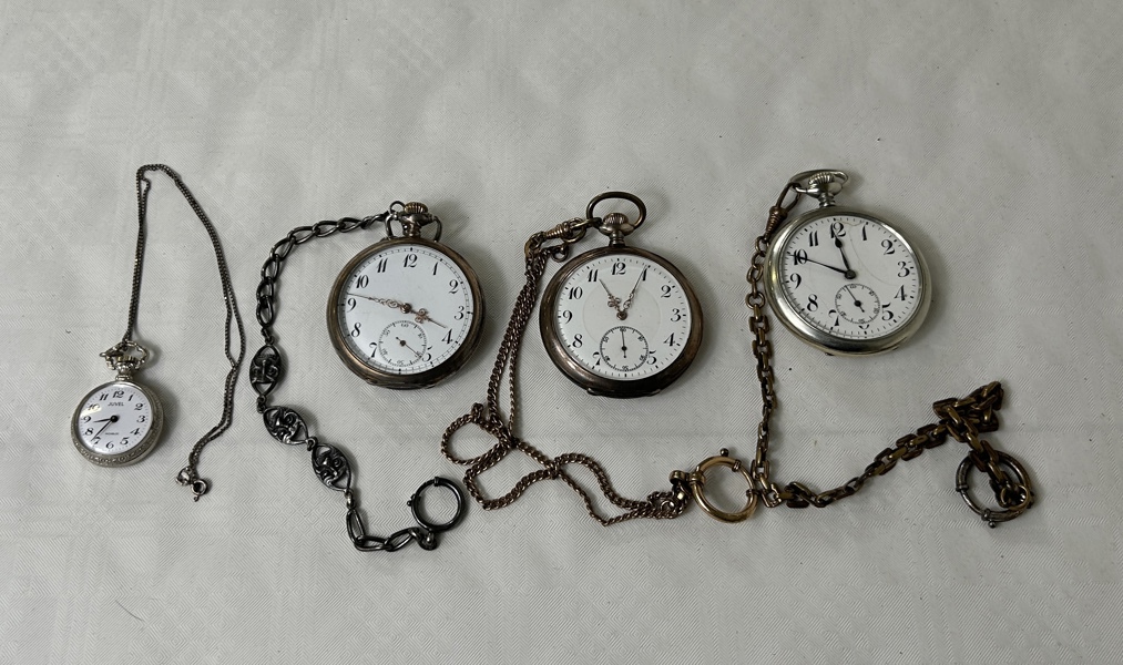 Fickur, 4 st, tre i silver, 800/1000.