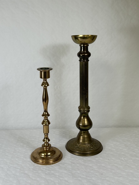 Golvljusstakar, mässing, 1900-tal.