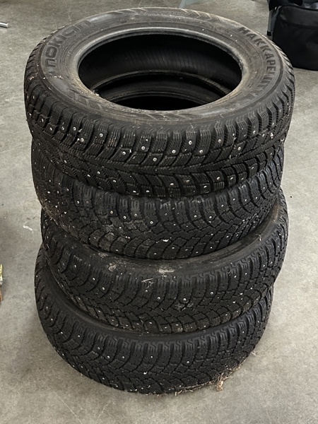 Vinterdäck, 4 st, 185/65 R15.