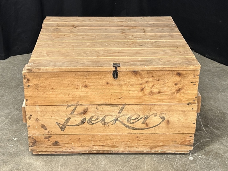 Trälåda, "Beckers".