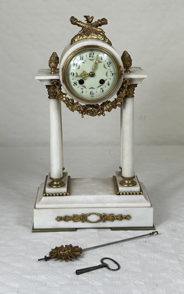 Bordspendyl, Louis XVI-stil, 1900-tal.