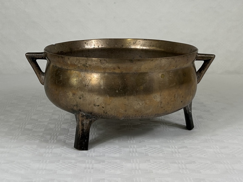 Gryta, tre ben, mässing, 1700/1800-tal.