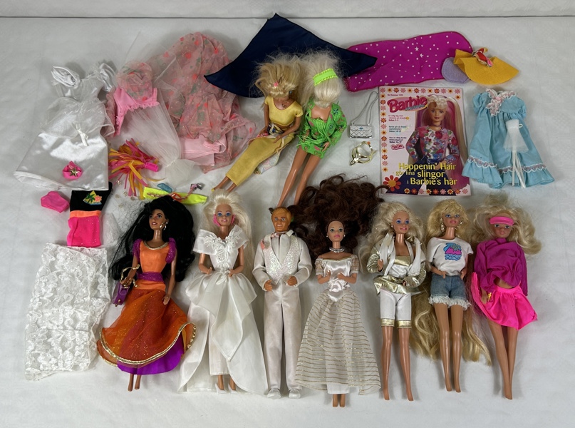Barbiedockor, 8 st med kläder och accessoarer, Mattel Inc, 1966.