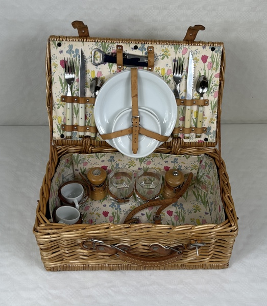 Picknick-set, 1900-talets mitt.