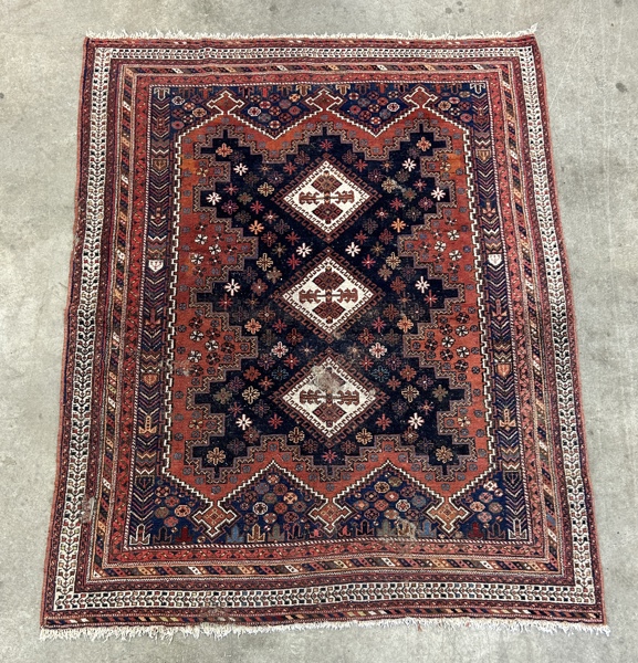 Handknuten matta, orientalisk.