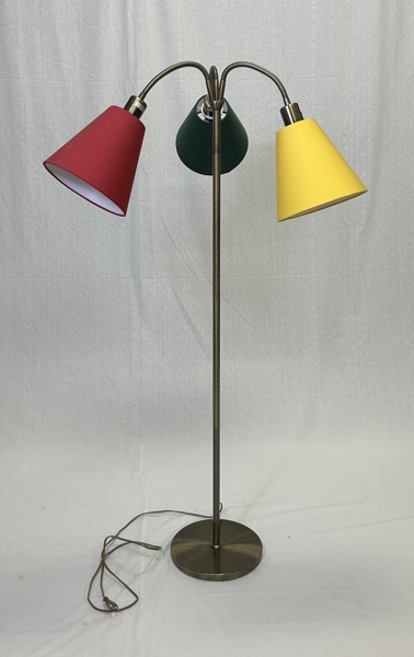 Golvlampa, 3-armad