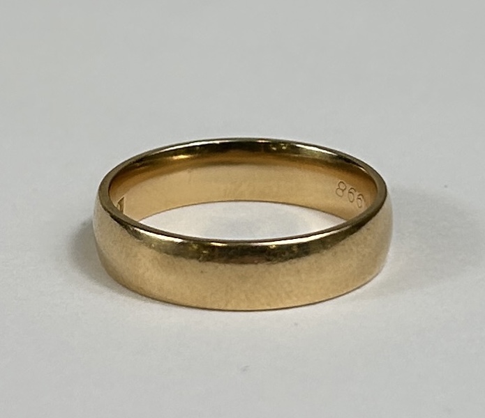 Ring, 18k guld.