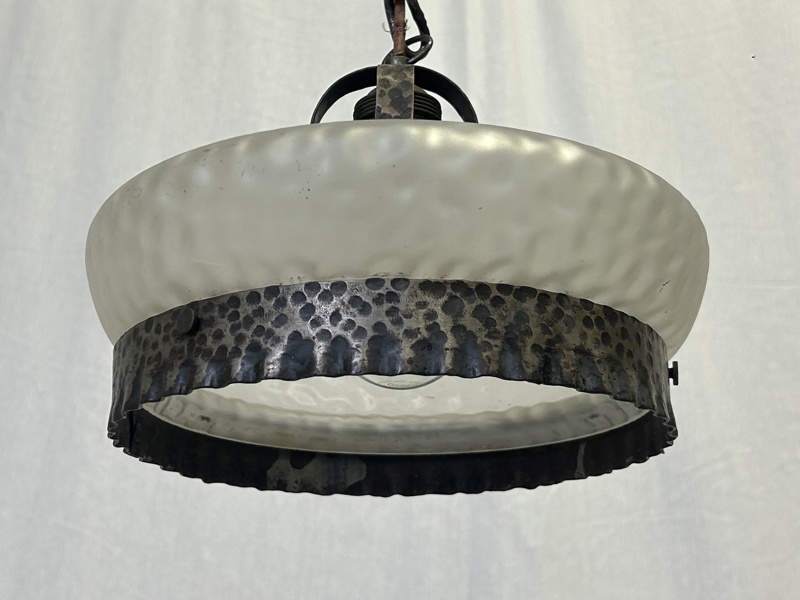 Taklampa, smide/glas 1900-talets början.