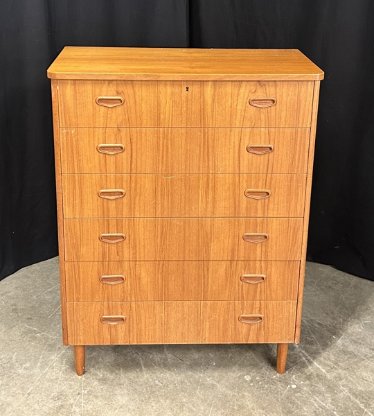 Byrå, teak, 6-lådor, 1960-tal.