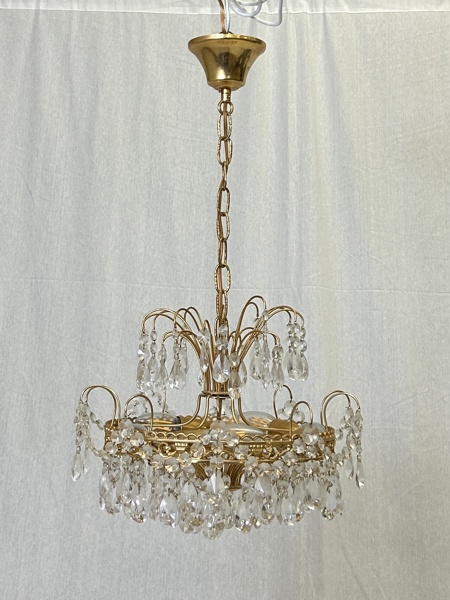 Taklampa, med prismor, 1900-tal.