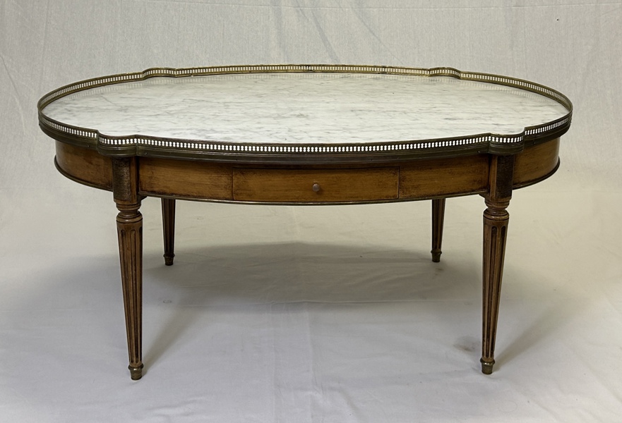 Bord, Louis XVI-stil, 1900-tal.