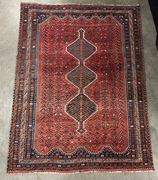 Handknuten matta, orientalisk.