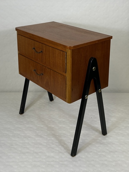 Byrå, teak, 1950-tal.
