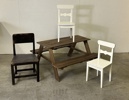Picknickbord barnmodell samt tre stycken barnstolar