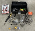 Verktygslåda med verktyg, bla skiftnycklar bahco.