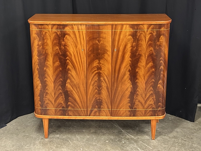 Linneskåp, Swedish Grace, 1930/40-tal.
