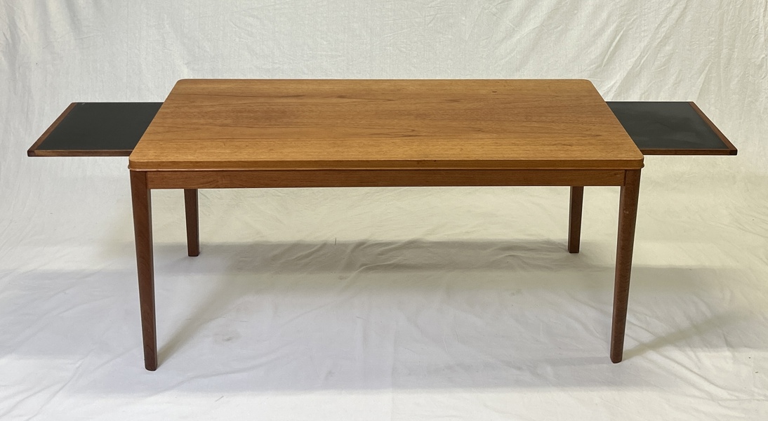 Gunnar Myrstrand. Soffbord, "Aristokrat", teak, Tingströms, 1900-talets mitt.