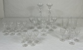 Glasservis, 30 delar, kristall, samt ljusstakar, ett par.