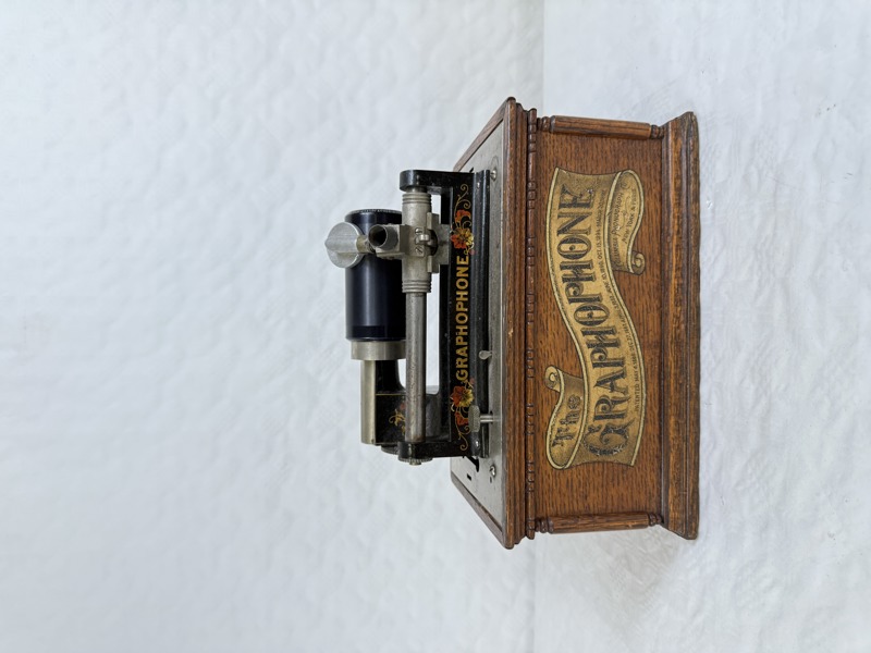 Fonograf, "The graphophone", 1900 tal.