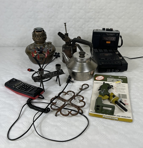 Diverse, bl a Sigvard Bernadotte kaffekanna.