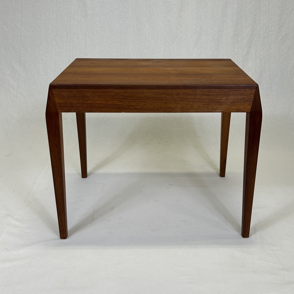 Severin Hansen. Bord, haslev Møbelsnedkeri, Danmark, 1950 tal.