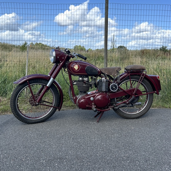 Motorcykel BSA, modell C11, 250 cc, 1954, England.