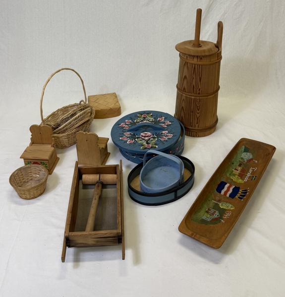 Allmogeföremål, korgar, 12 delar.