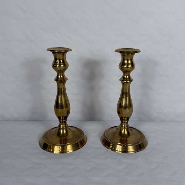 Ljusstakar, ett par, mässing.