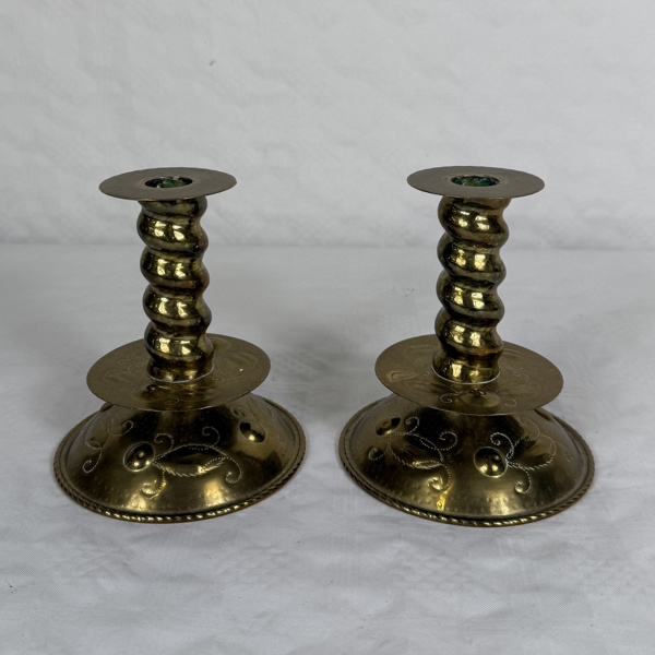 Ljusstakar, ett par, barockstil, mässing.