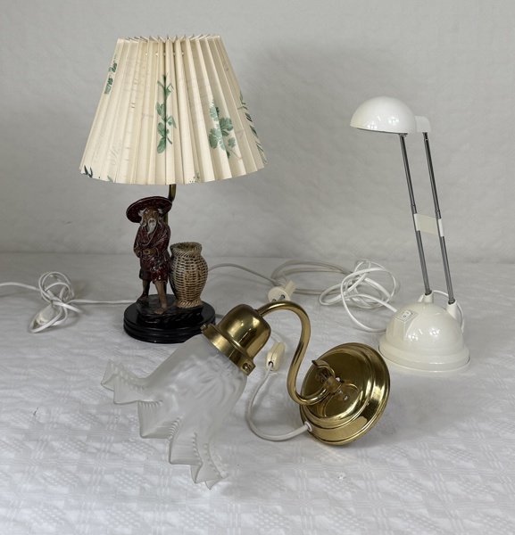 Vägg och bordslampor, 3 st.