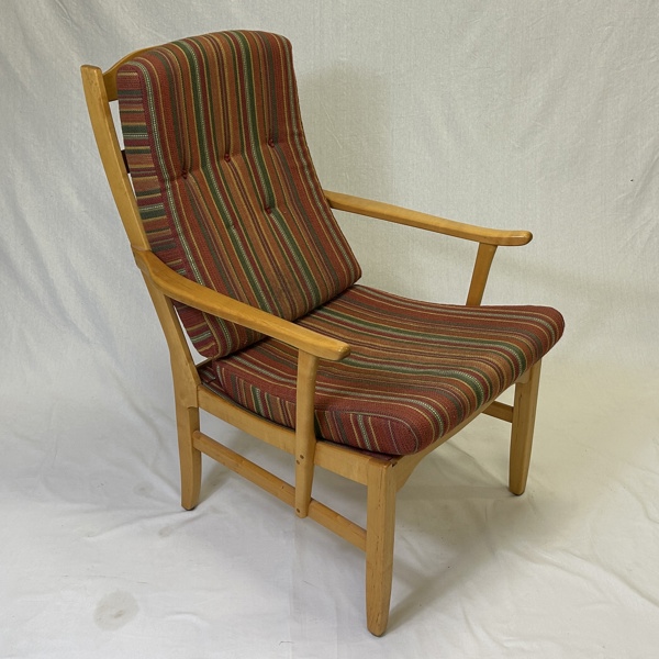 Carl Malmsten. Fåtölj, "Ulfåsa", OH Sjögren, Tranås.