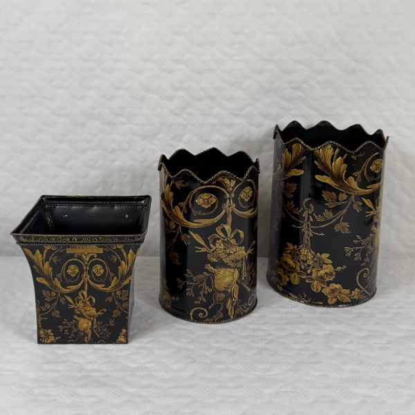 Ytterfoder, 3 delar, litograferad plåt.