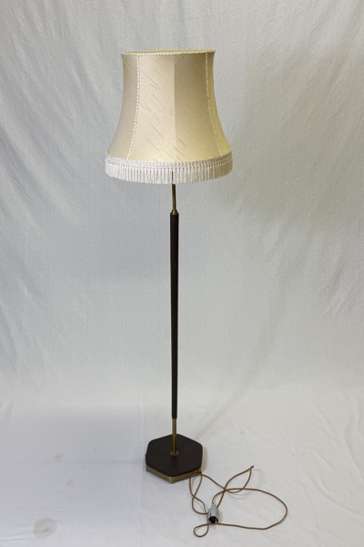 Golvlampa, läder/mässing, 1900-tal