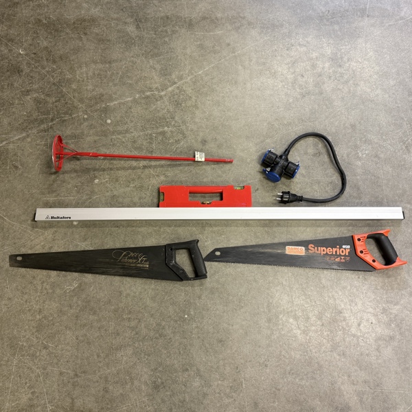 Vattenpass, Hultafors, och sågar m.m.