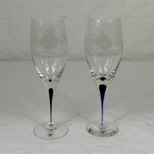 Erika Lagerbielke. Vinglas, 2 st, "Intermezzo", Orrefors.