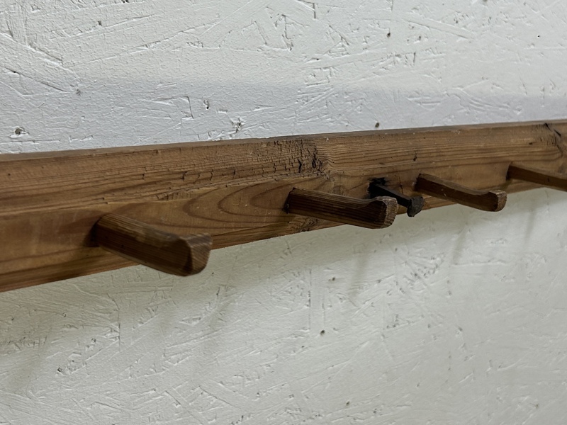 Klädhängare, allmoge, 17/1800-tal.