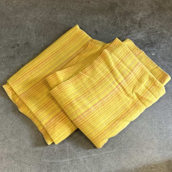 Viola Gråsten. Plädar, 2 st, Tidstrand, ull.