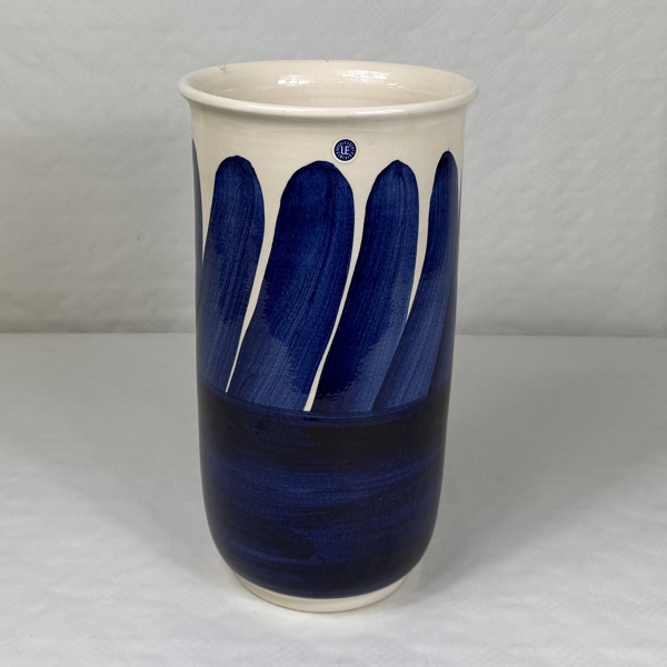 Eva Fahlcrantz. Golvvas, Upsala Ekeby, 1970-tal.