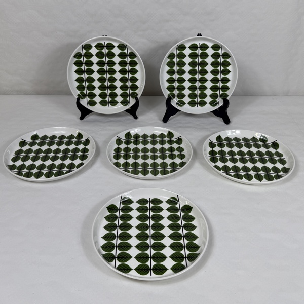 Stig Lindberg. Tallrikar, 6 st, "Berså".