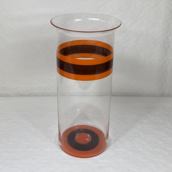 Katarina Åselius Lidbeck. Golvvas, "Mitt i prick", Gullaskruf.