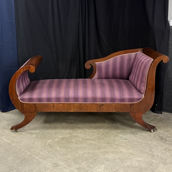 Schäslong, Empire, 1800-tal.