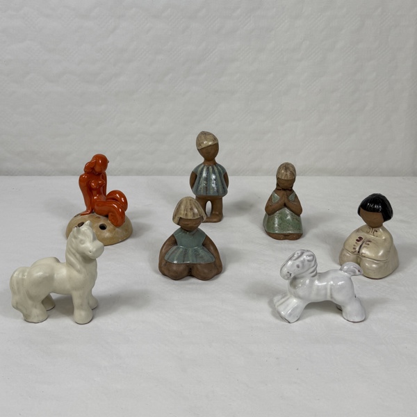 Figuriner, 7 st, Dagny Zachrisson och Upsala Ekeby.