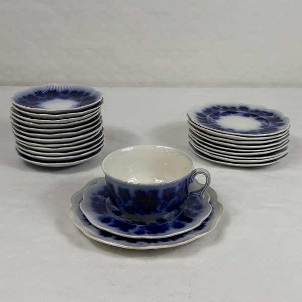 Arthur Percy. Te/ Kaffeservisdelar, 25 delar, "Vinranka", Gefle.