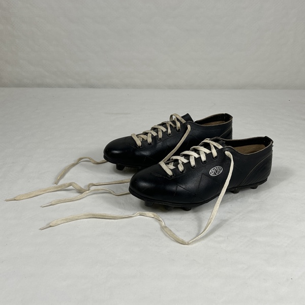 Fotbollsskor, "Sport", 1900-talets mitt.