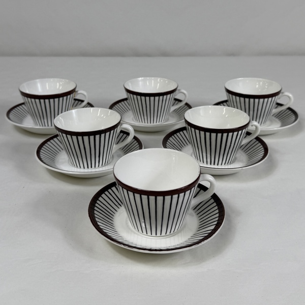 Stig Lindberg, "Spisa Ribb", kaffekoppar med fat, 12 delar, 1950 tal.