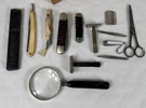 Rakspegel med tillbehör, 1900-tal.