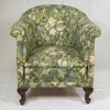 Clubfåtölj, textilklädsel, "Golden Lily", William Morris .